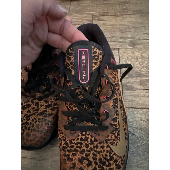 Nike Black Metallic Gold Chutney Cheetah Print Metcon Running Shoes Size 10 - Picture 7 of 14
